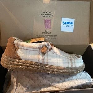 New!! LAMO plaid slipper size US womens 9 beige camel